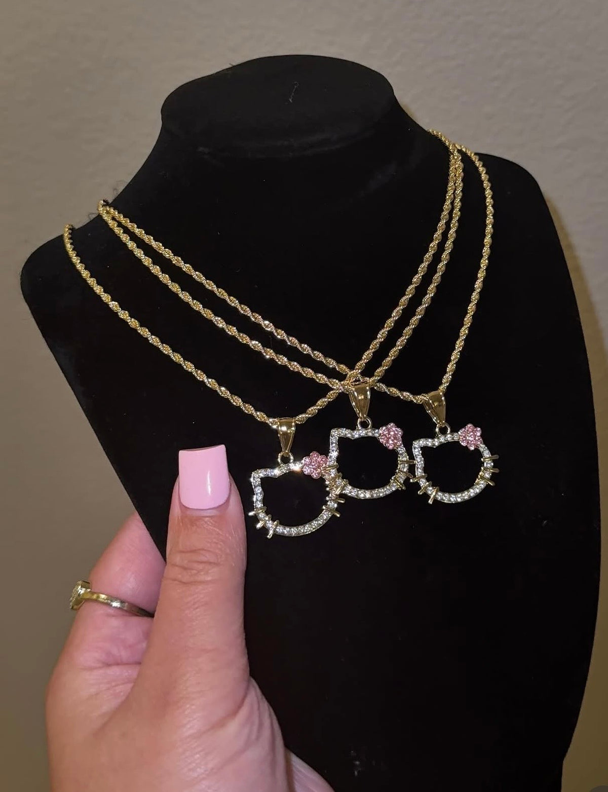 HK Head Necklace