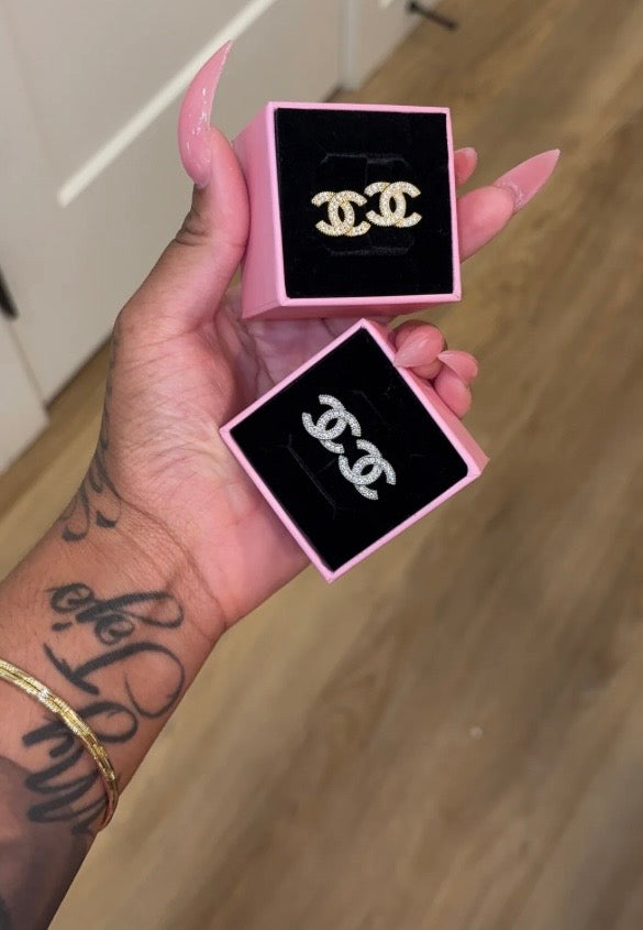 Double cc earrings